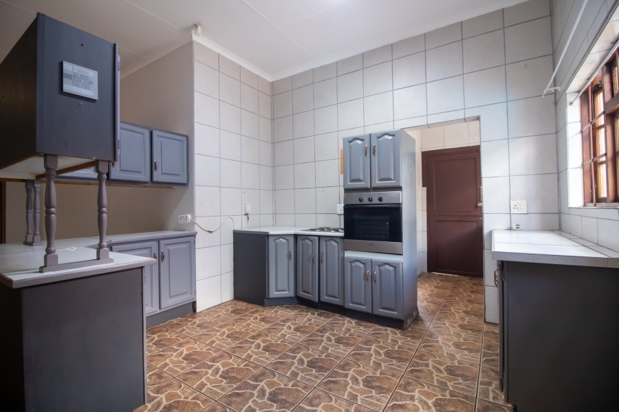 3 Bedroom Property for Sale in Geelhoutpark North West